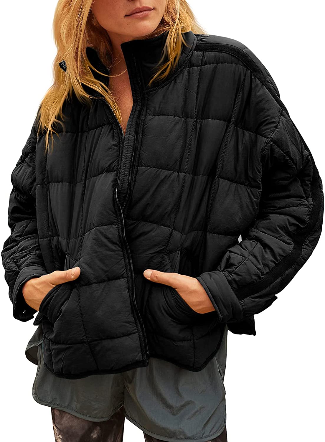 Aiopr Women's Oversized Lightweight Down Coat Long Sleeve Zip Packable Short Puffer Jackets